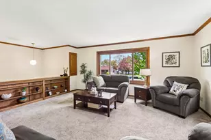 4431 Meadowwood Cir, DeForest, WI 53532 - Photo 6