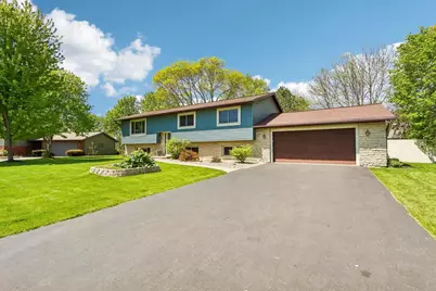 4431 Meadow Wood Circle, DeForest, WI 53532 - Photo 2