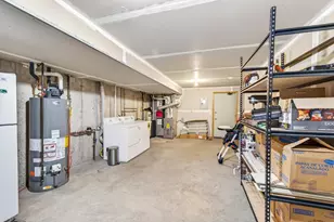 2107 Canterbury Rd, Madison, WI 53711 - Photo 32