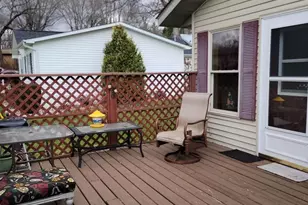 98 Lakeview Ave, Edgerton, WI 53534 - Photo 2