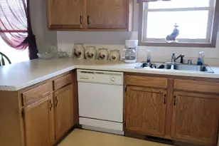 98 Lakeview Ave, Edgerton, WI 53534 - Photo 10