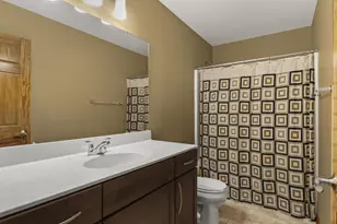260 Goldenrod Dr, Sun Prairie, WI 53590 - Photo 20