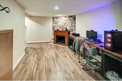 328 N Rutland Avenue, Brooklyn, WI 53521 - Photo 30