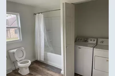 401-403 Mineral Point Court, Janesville, WI 53548 - Photo 12