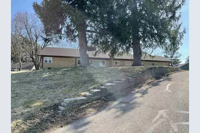 401-403 Mineral Point Court, Janesville, WI 53548 - Photo 6