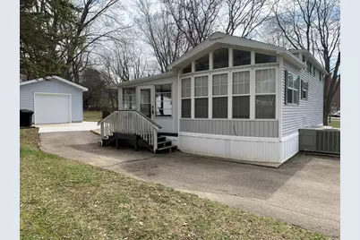352 Skyline Drive, Edgerton, WI 53534 - Photo 18