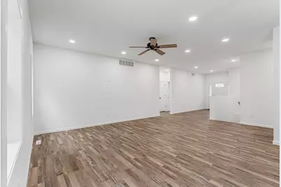 1118 Grand Pines Circle, Dell Prairie, WI 53965 - Photo 10