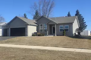2730 McCann Dr, Janesville, WI 53546 - Photo 2