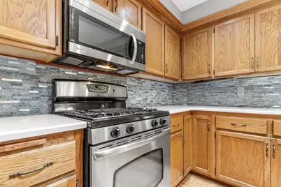 7126 New Washburn Way, Madison, WI 53719 - Photo 14