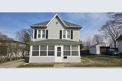 105 Bacon Street, Waunakee, WI 53597 - Photo 2