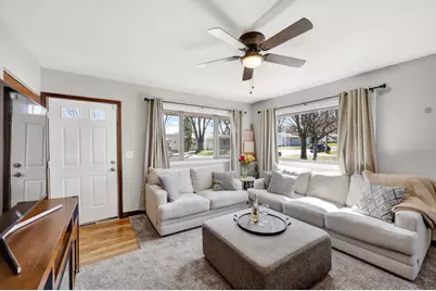 1010 Grant Street, Fort Atkinson, WI 53538 - Photo 2