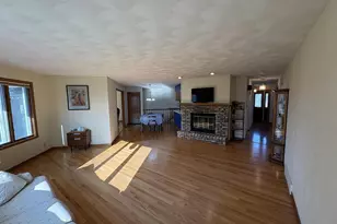 4006 Devereaux Dr, Janesville, WI 53546 - Photo 8