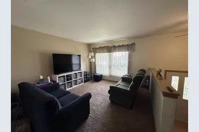 3233 Quincy Avenue, Madison, WI 53704 - Photo 4