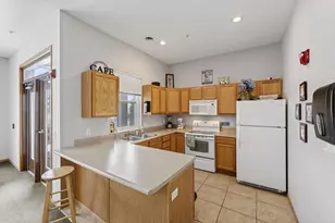 6402 Milwaukee St, Madison, WI 53718 - Photo 32