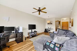 6402 Milwaukee St, Madison, WI 53718 - Photo 12