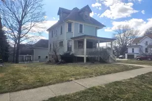 2102 11th St, Monroe, WI 53566 - Photo 2