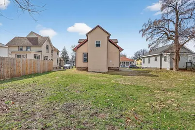 1423 Hull Avenue, Beloit, WI 53511 - Photo 48