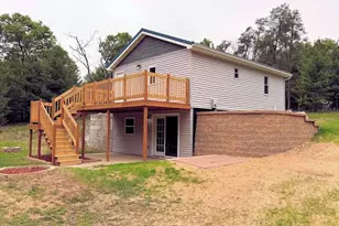 1004 Gem Ct, Dell Prairie, WI 53965 - Photo 4