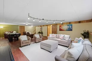 361 Concord Dr, Dane, WI 53575 - Photo 8