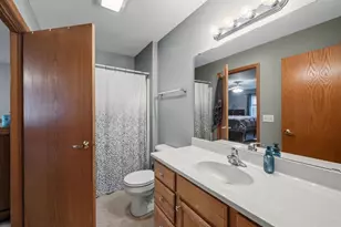 923 Chandler Ln, Sun Prairie, WI 53590 - Photo 12