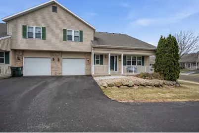 923 Chandler Lane, Sun Prairie, WI 53590 - Photo 2