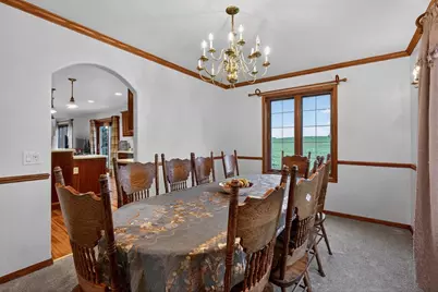 1001 Pebblebrook Courtyard, Waunakee, WI 53597 - Photo 6