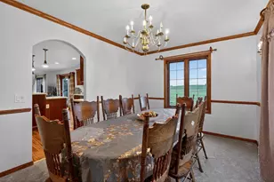 1001 Pebblebrook Courtyard, Waunakee, WI 53597 - Photo 6