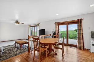 1001 Pebblebrook Courtyard, Waunakee, WI 53597 - Photo 12