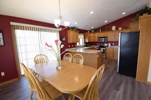 602 Stonehaven Dr, Sun Prairie, WI 53590 - Photo 6