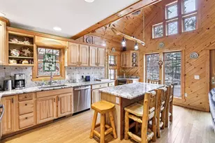 E11441 Hillside Dr, Wisconsin Dells, WI 53965 - Photo 8