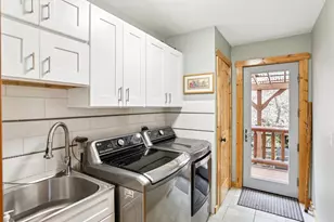 E11441 Hillside Dr, Wisconsin Dells, WI 53965 - Photo 34