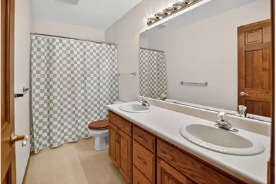 5406 Sandhill Drive, Middleton, WI 53562 - Photo 48