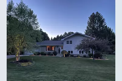 5576 Auchter Lane, Waunakee, WI 53597 - Photo 2