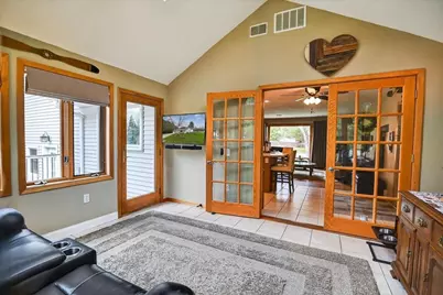 5576 Auchter Lane, Waunakee, WI 53597 - Photo 18