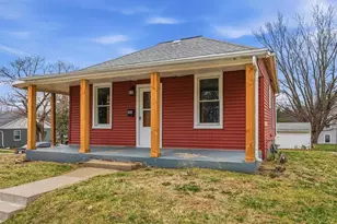 480 Cedar St, Platteville,  53808 - Photo 2