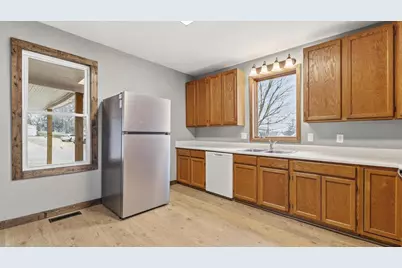 480 Cedar Street, Platteville,  53808 - Photo 8