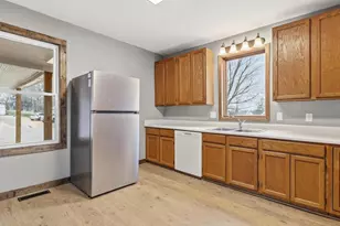 480 Cedar St, Platteville,  53808 - Photo 8