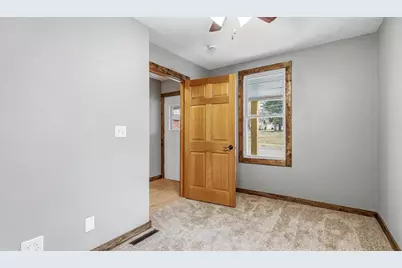 480 Cedar Street, Platteville,  53808 - Photo 16