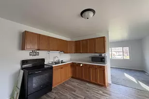 1860 Sun Valley Dr, Beloit, WI 53511 - Photo 8