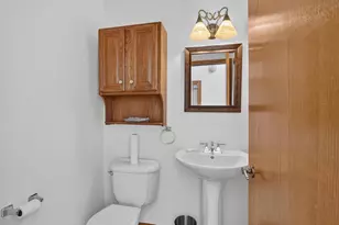 2870 S Riverside Dr, Beloit, WI 53511 - Photo 28