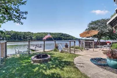 2870 S Riverside Drive, Beloit, WI 53511 - Photo 2