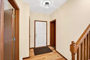 8903 White Coral Way, Middleton, WI 53562 - Photo 8