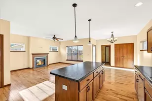 8903 White Coral Way, Middleton, WI 53562 - Photo 14