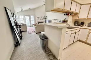 905 Harbor House Dr, Madison, WI 53719 - Photo 4