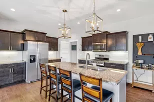 2402 Blue Heron Blvd, Sun Prairie, WI 53590 - Photo 4