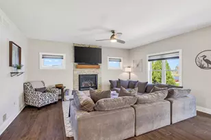 2402 Blue Heron Blvd, Sun Prairie, WI 53590 - Photo 12