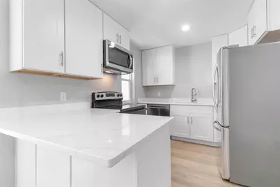 2414 Commercial Avenue, Madison, WI 53704 - Photo 4