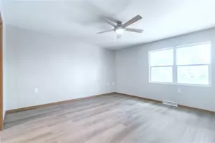 2414 Commercial Ave, Madison, WI 53704 - Photo 24