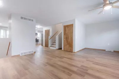 2414 Commercial Avenue, Madison, WI 53704 - Photo 10