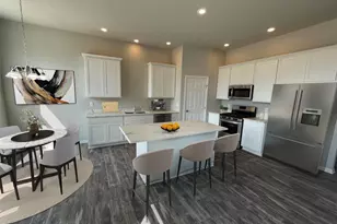 11521 N Newville Trails Ct, Edgerton, WI 53534 - Photo 4